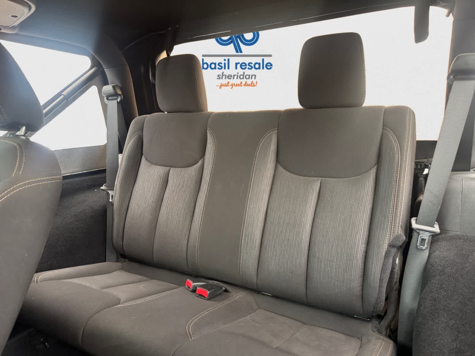 Used 2015 Black Clearcoat Jeep Sahara image 18