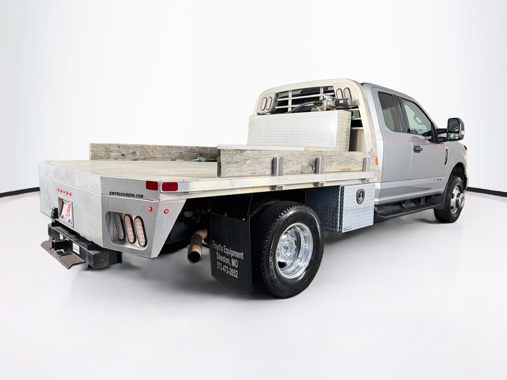 Used 2022 Silver Ford XLT image 10