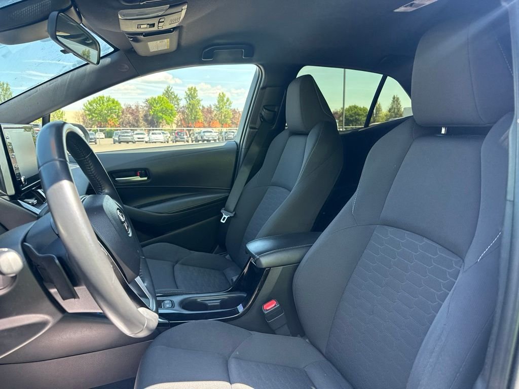 Used 2021 Galactic Aqua Mica Toyota SE image 9