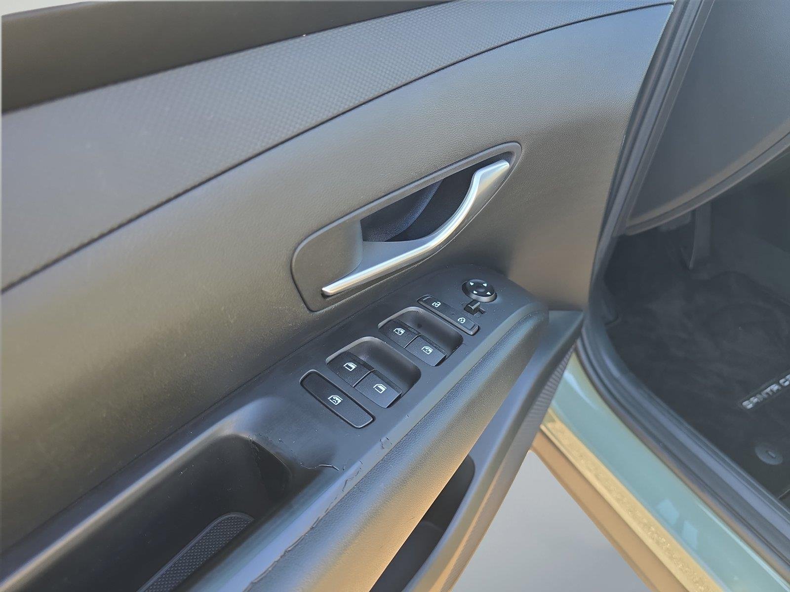 Used 2022 Sage Gray Hyundai SEL image 23
