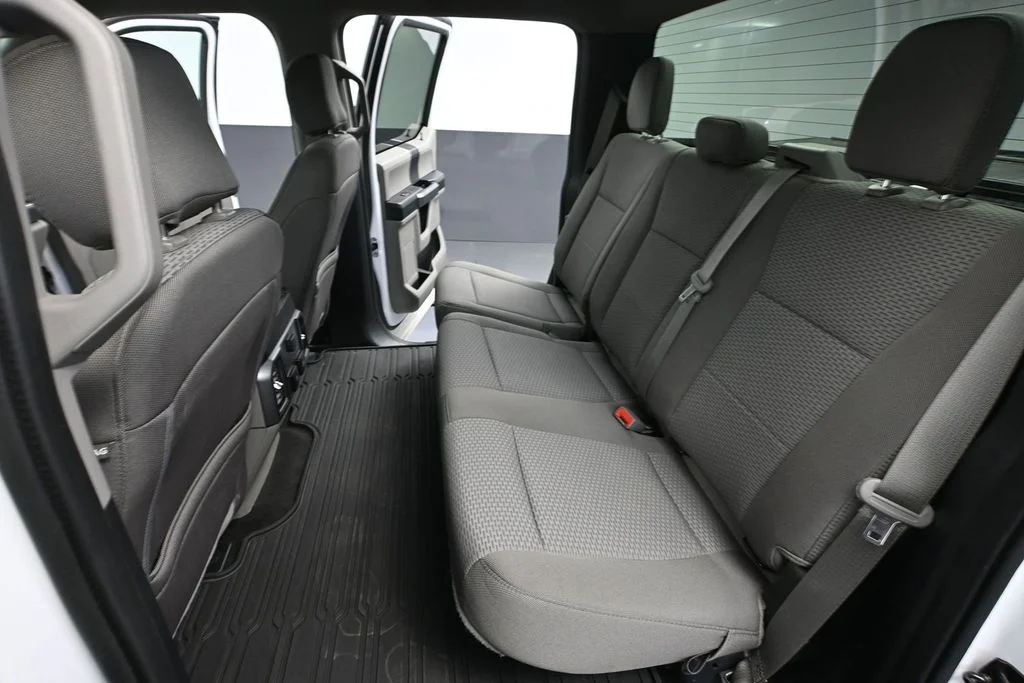 Used 2020 White Ford XLT image 30