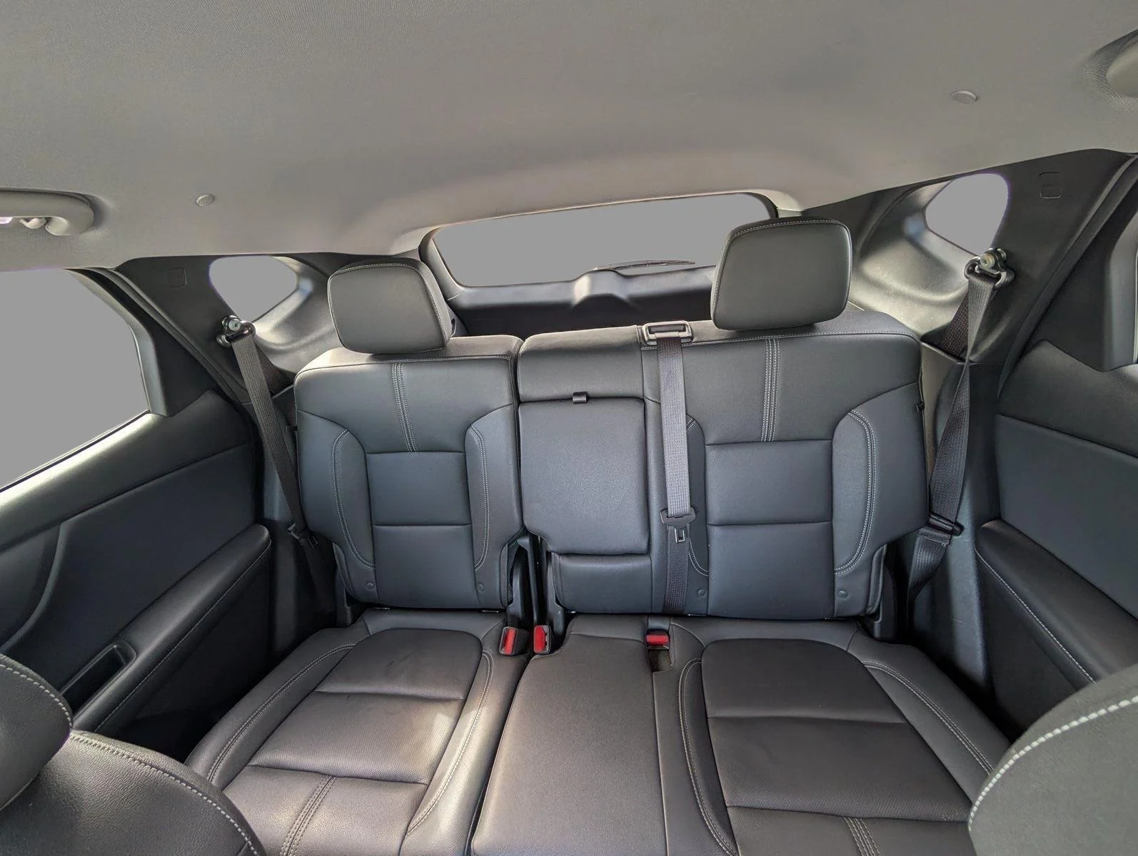 Used 2024 Sterling Gray Metallic Chevrolet 3LT image 4