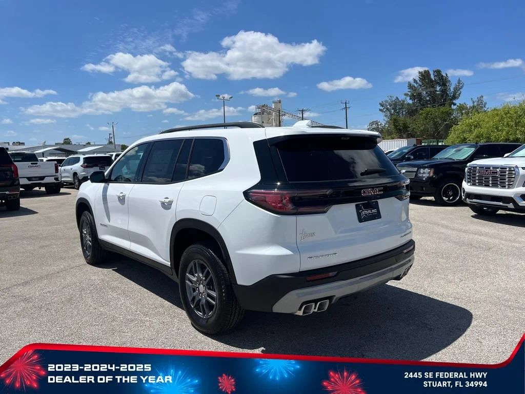 New 2026 Summit White GMC Elevation image 5