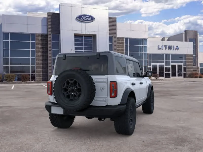 New 2026 Oxford White Ford Badlands® image 8