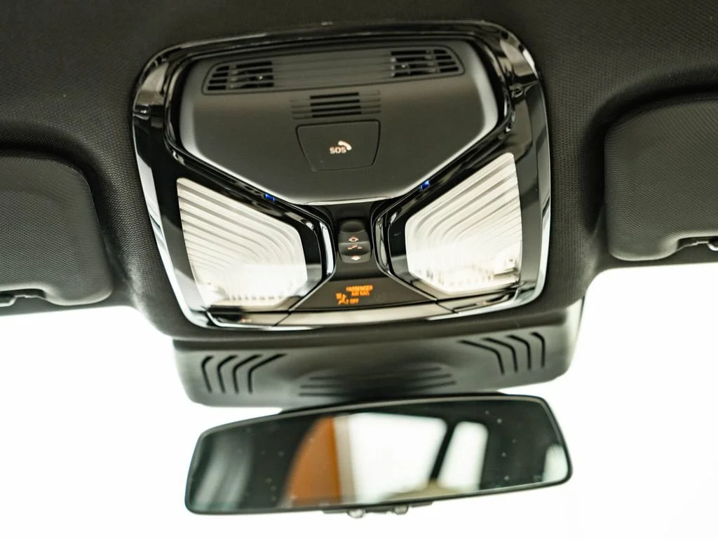 Used 2022 Phytonic Blue Metallic BMW xDrive30i image 41