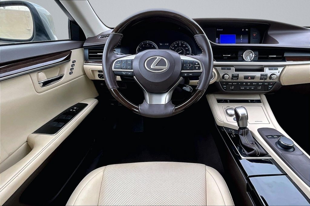 Used 2017 Silver Lexus 350 image 5