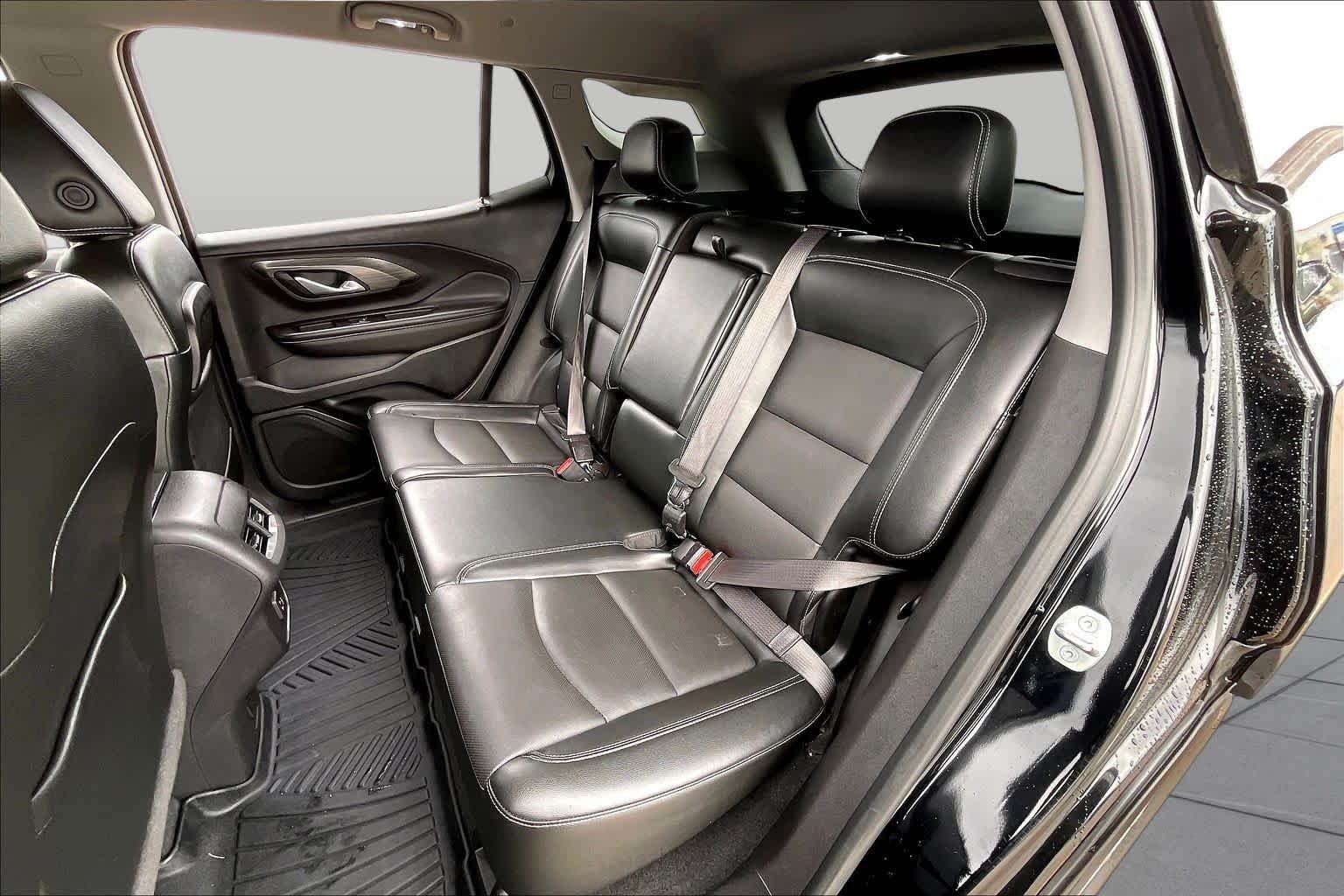 2023 GMC Terrain SLT - Photo 31