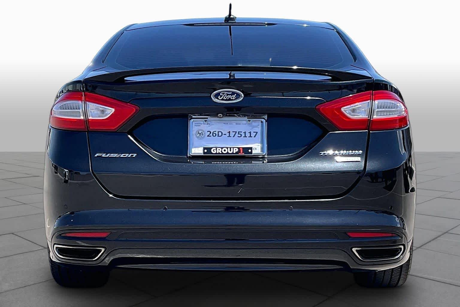 Used 2015 Tuxedo Black Ford Titanium image 5