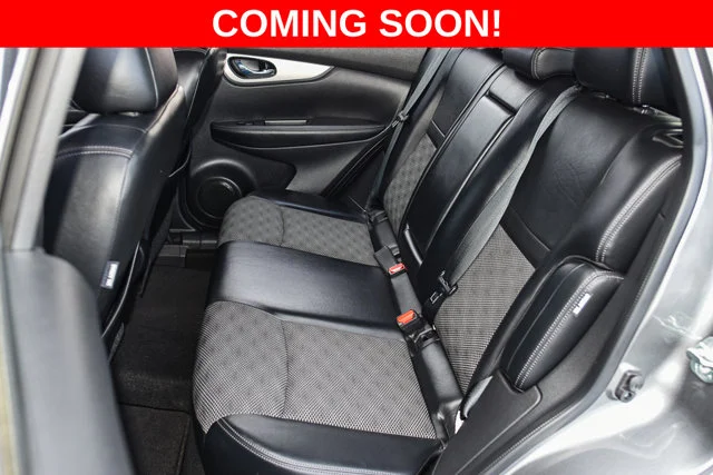 Used 2020 Gray Nissan SV image 19