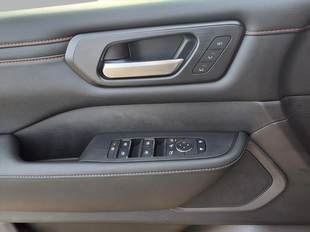 2026 Nissan Armada PRO-4X - Photo 15