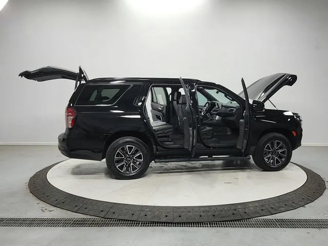 2021 Chevrolet Tahoe Z71 - Photo 16