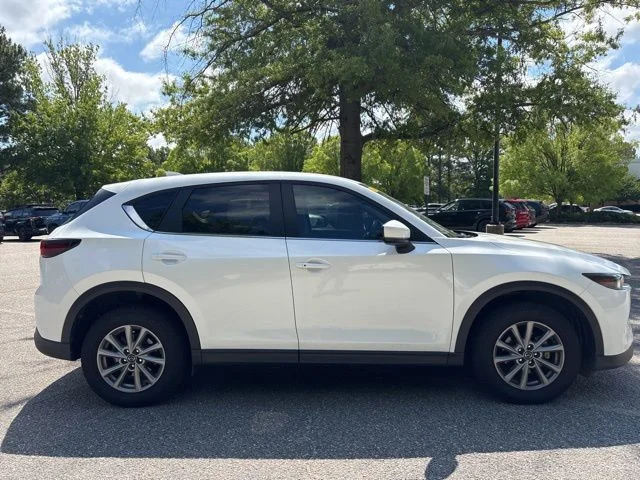 Used 2022 White Mazda 2.5 S Select Package image 6