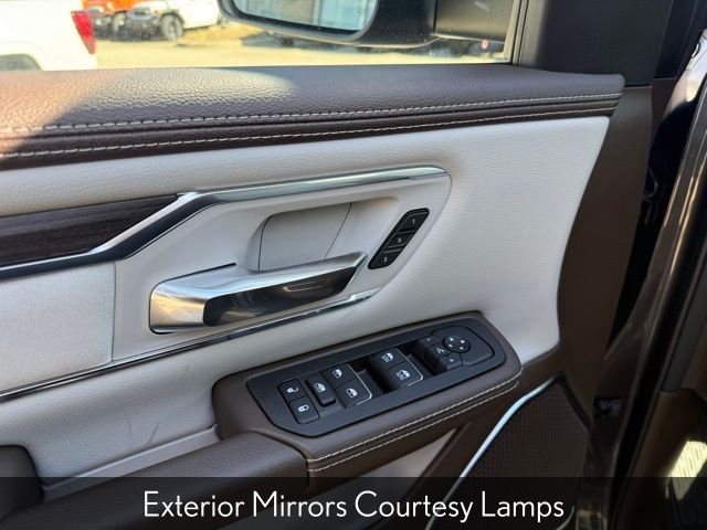 New 2026 Granite Crystal Metallic Clear-Coat Exterior Paint RAM Laramie image 17