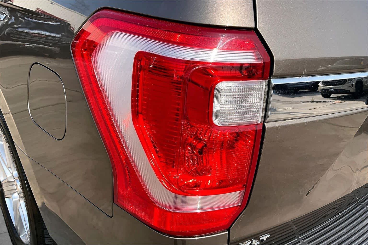 Used 2019 Stone Gray Metallic Ford XLT image 56