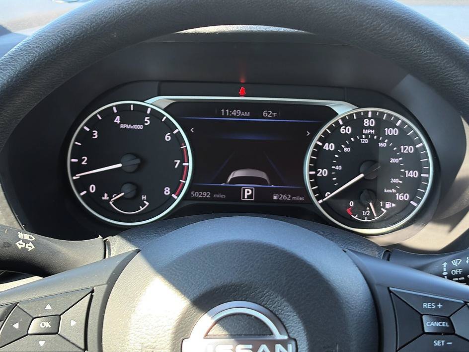 Used 2025 Super Black Nissan SV image 31