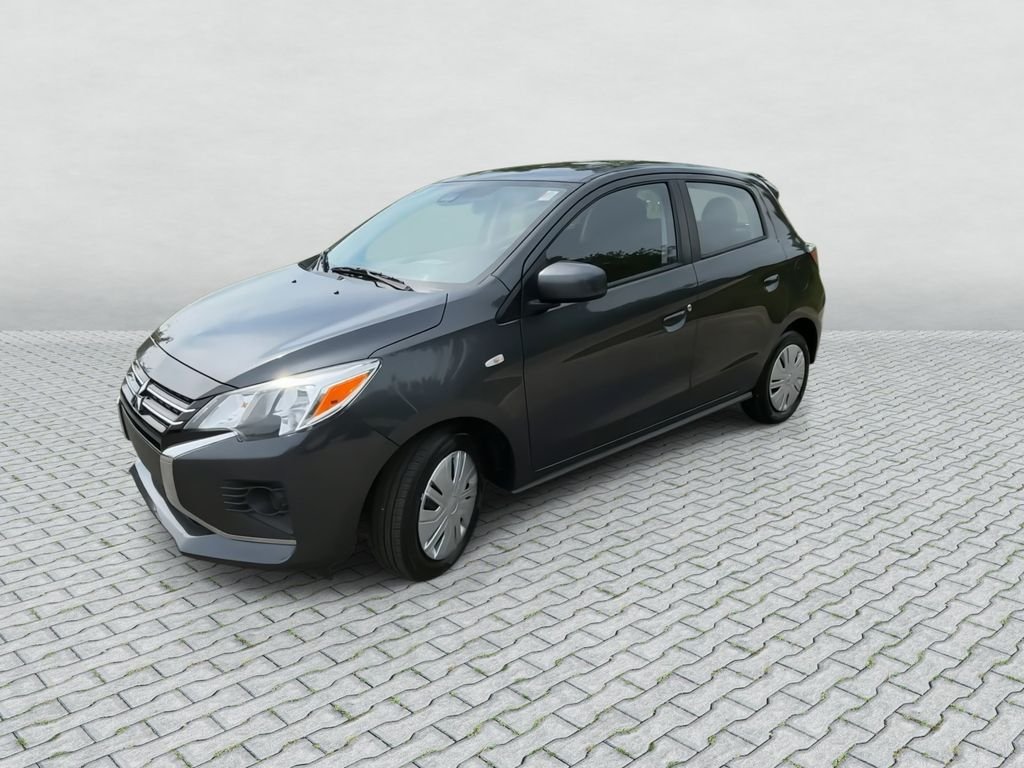 Used 2024  Mitsubishi  image 4
