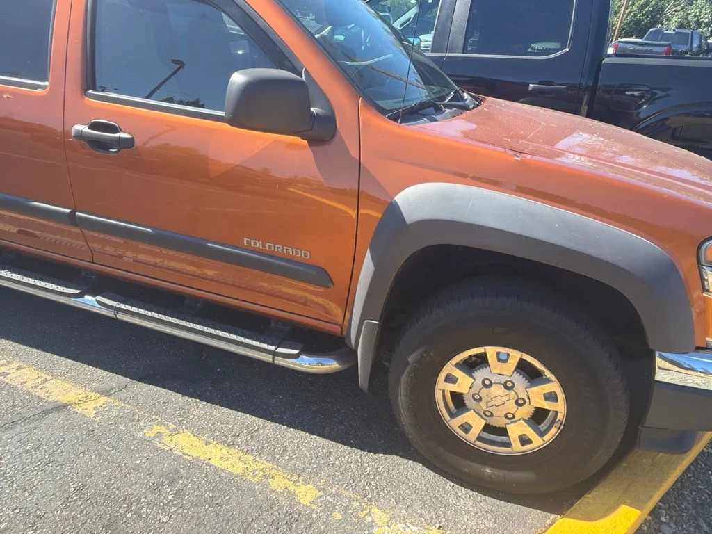 Used 2004 Sunburst Orange Metallic Chevrolet LS image 3