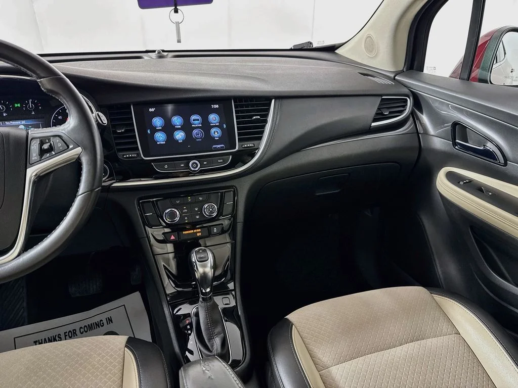Used 2019 Red Buick Preferred image 27