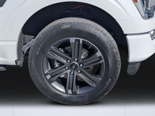 Used 2023 White Ford Lariat image 10
