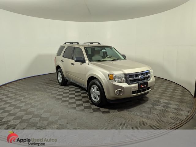 Used 2012 Gold Ford XLT image 1