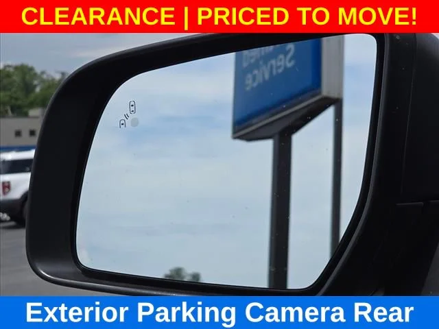Used 2023 Black Ford XLT image 30