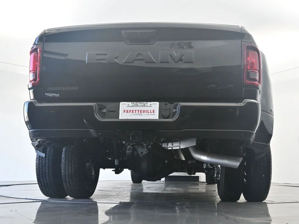New 2026 Diamond Black Crystal Pearlcoat RAM Big Horn image 38