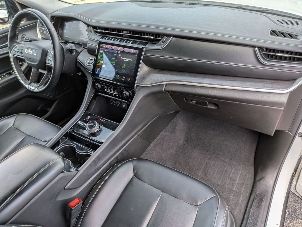 Used 2022 White Jeep Limited image 31
