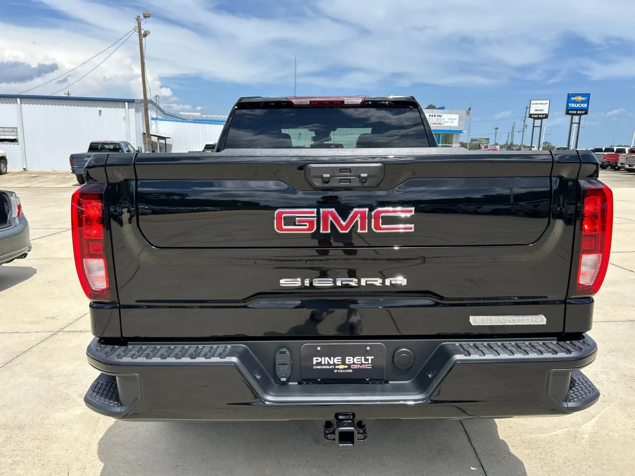 New 2026 Onyx Black GMC Elevation image 6