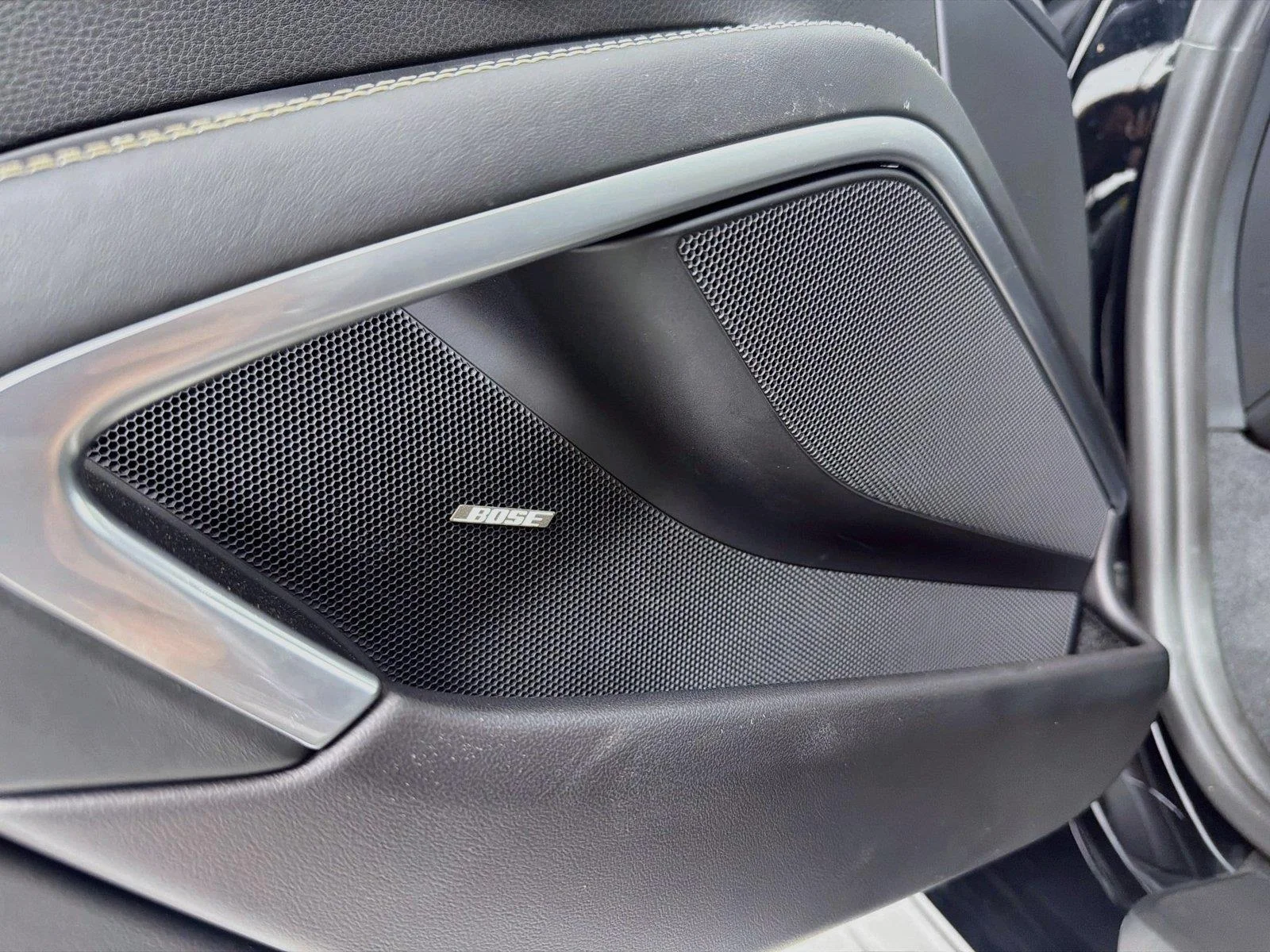 Certified Used 2024 Black Porsche Style Edition image 8