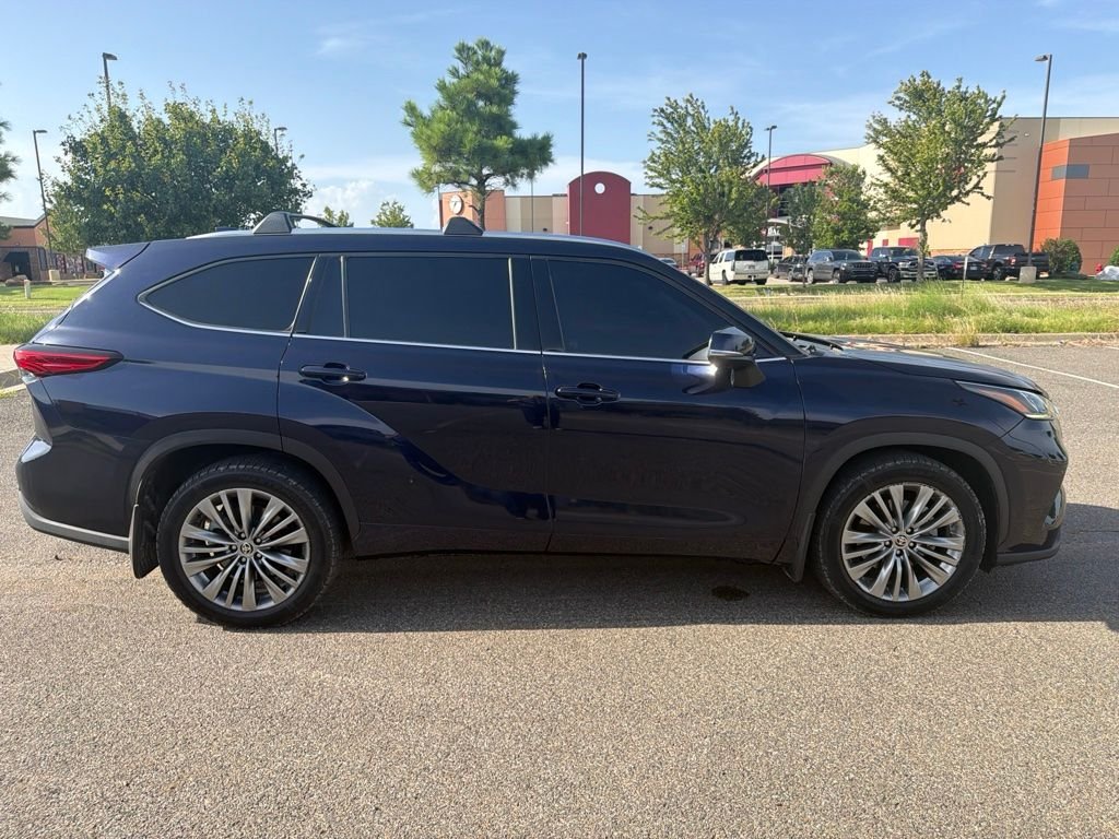 Used 2020 Blue Toyota Platinum image 7