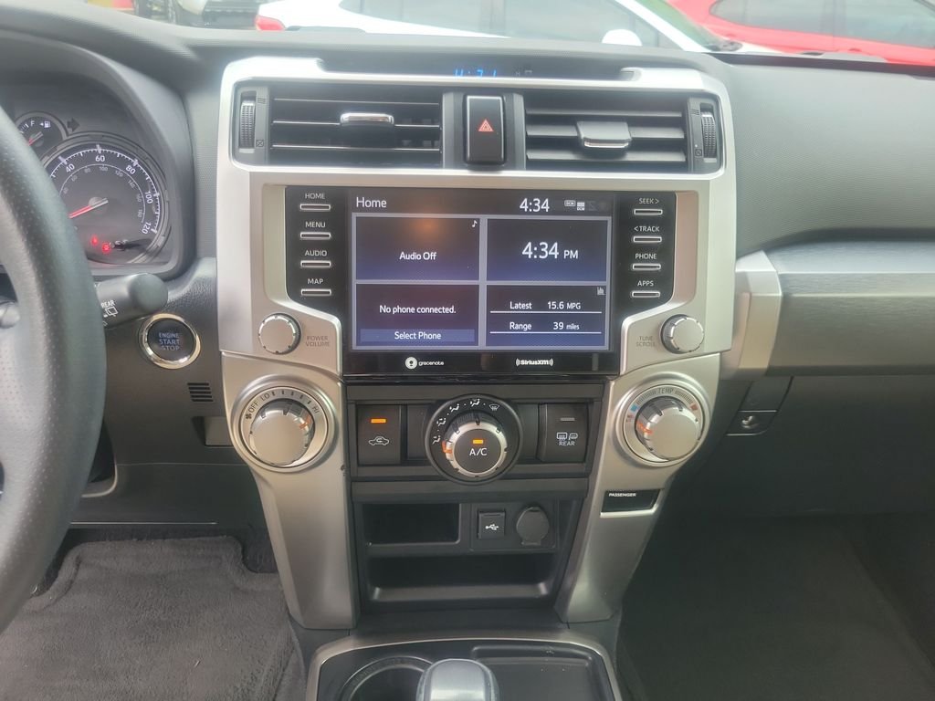Used 2023 White Toyota SR5 image 23