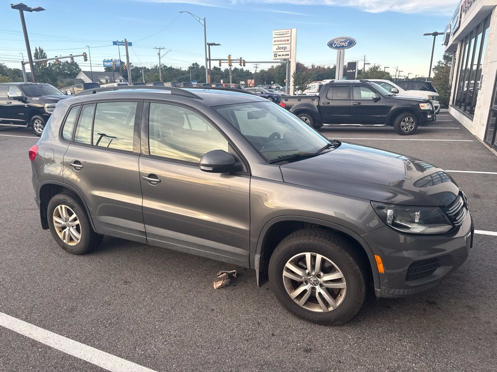 Used 2016 Pepper / Gray Volkswagen S image 5