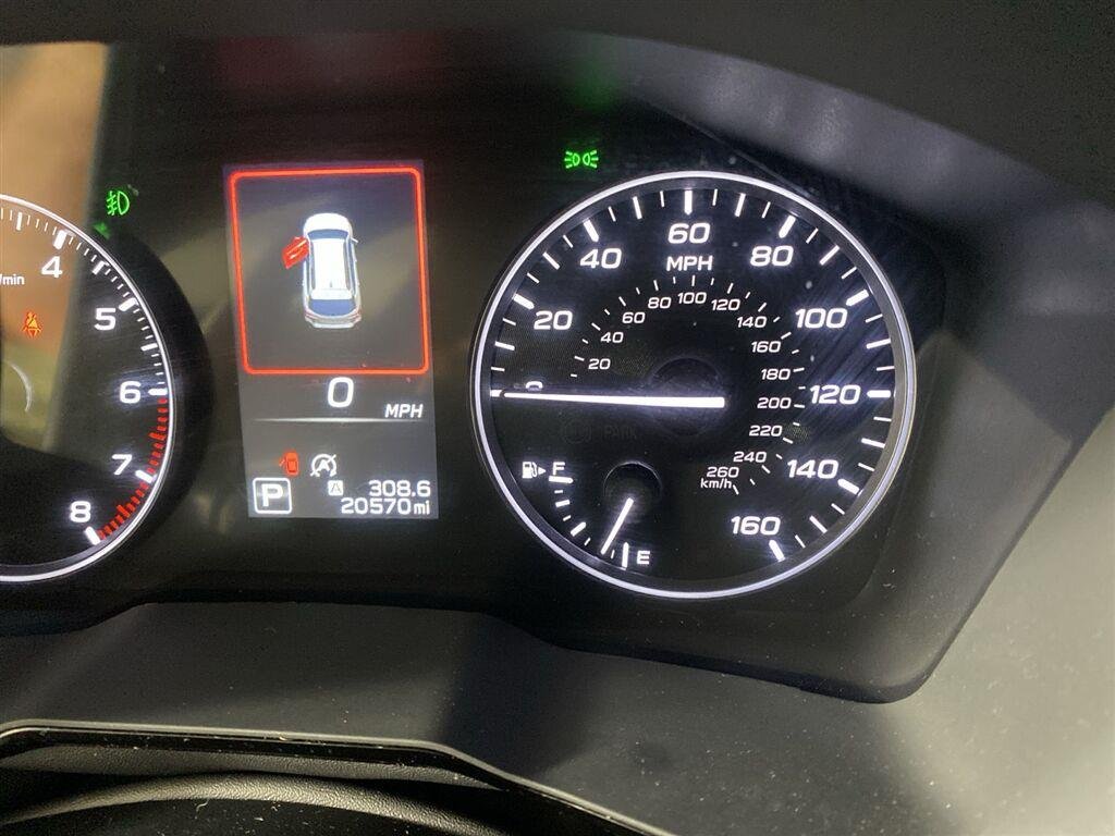 Used 2025 Crystal Black Silica Subaru Premium image 19