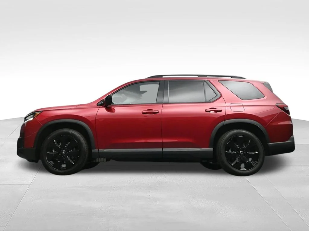 New 2026 Radiant Red Metallic II Honda Black Edition image 26
