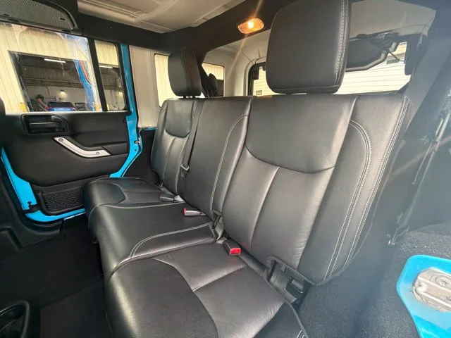 Used 2017 Blue Jeep Unlimited Sahara image 14