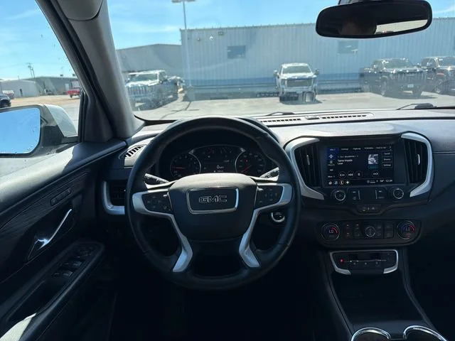 Used 2024 Summit White GMC SLT image 16