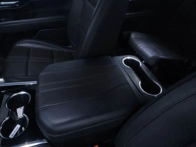 Used 2025 Beige Chevrolet High Country image 21
