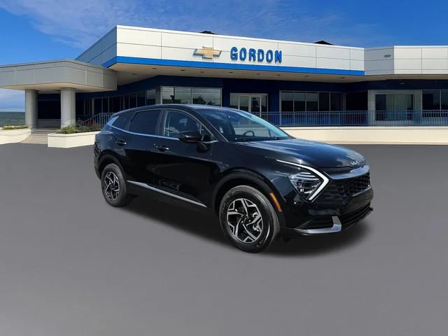 Used 2024 Black Kia LX image 7