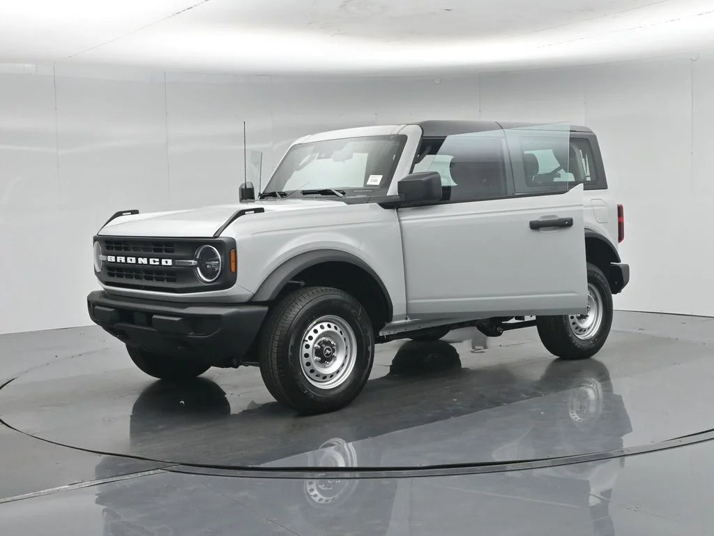 New 2026 Avalanche Gray Ford Base image 27