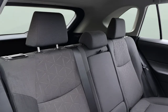 Used 2022 White Toyota XLE image 15