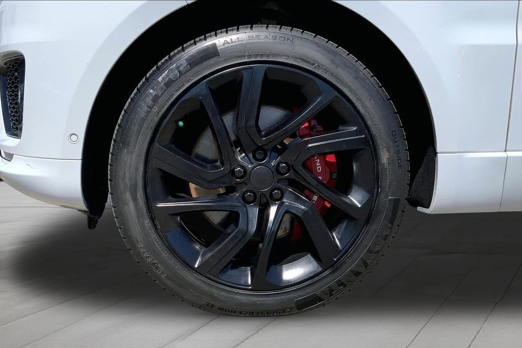 Used 2019 White Land Rover Supercharged image 30