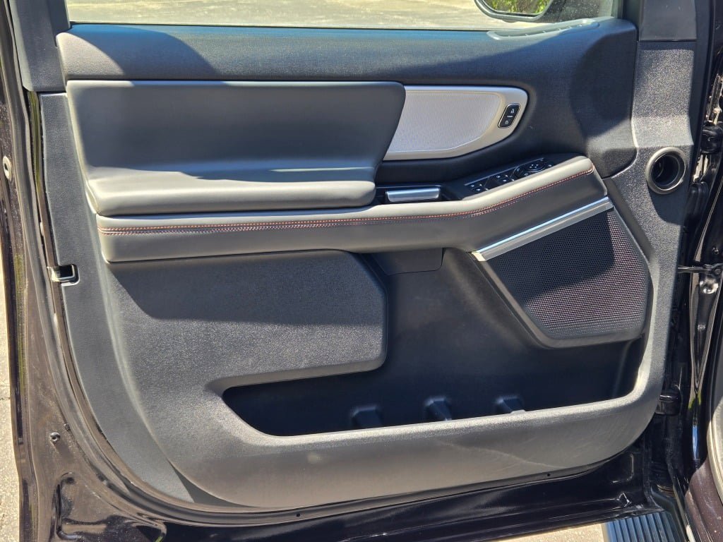 2025 Ford Expedition Active - Photo 26