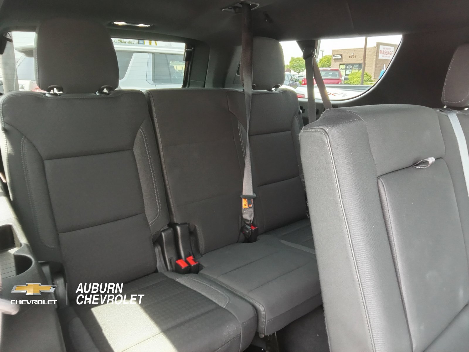 2022 Chevrolet Suburban LS - Photo 20