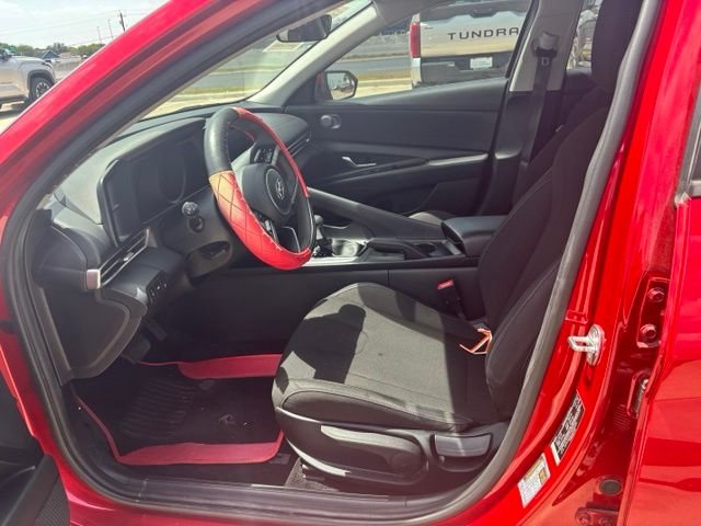 Used 2023 Red Hyundai SEL image 8