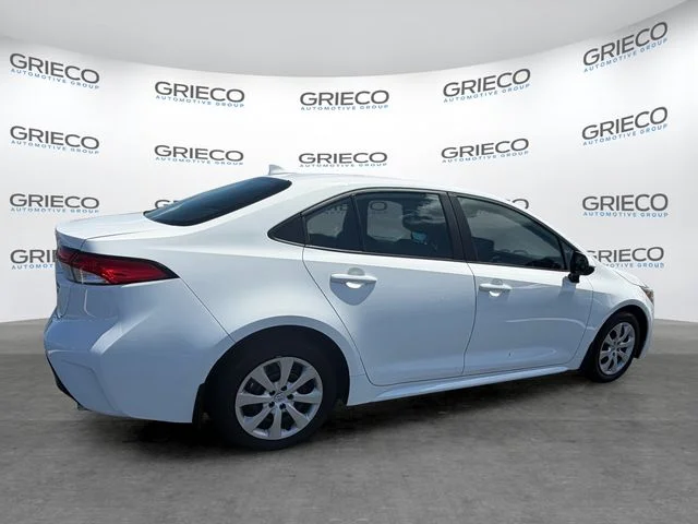 Used 2025 White Toyota LE image 7