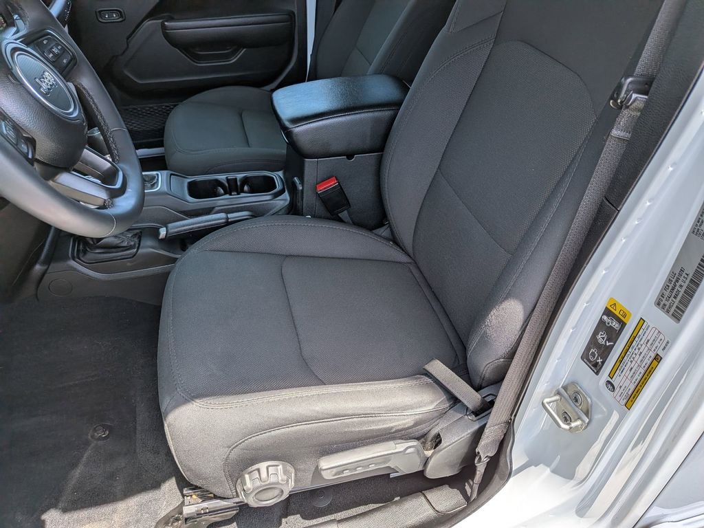 Used 2023 White Jeep Willys 4xe image 22