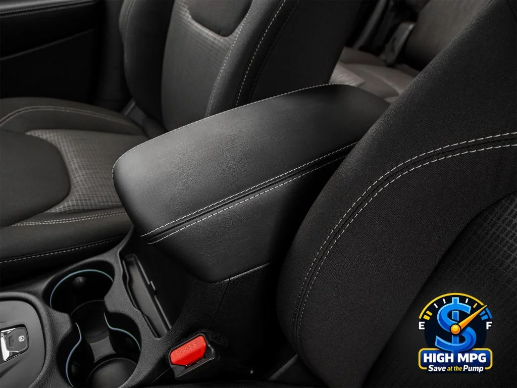 Used 2016 Black Jeep Latitude image 37