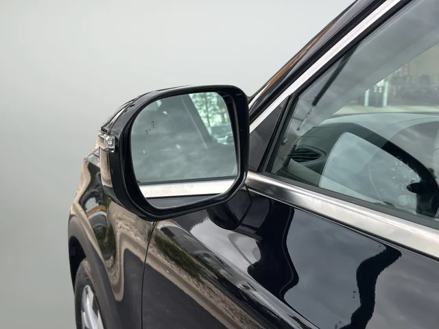 Used 2022 Black Kia SX image 40