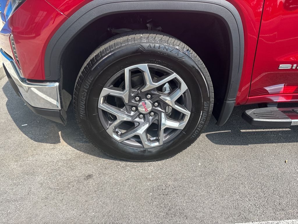 Used 2024 Red GMC SLT image 10