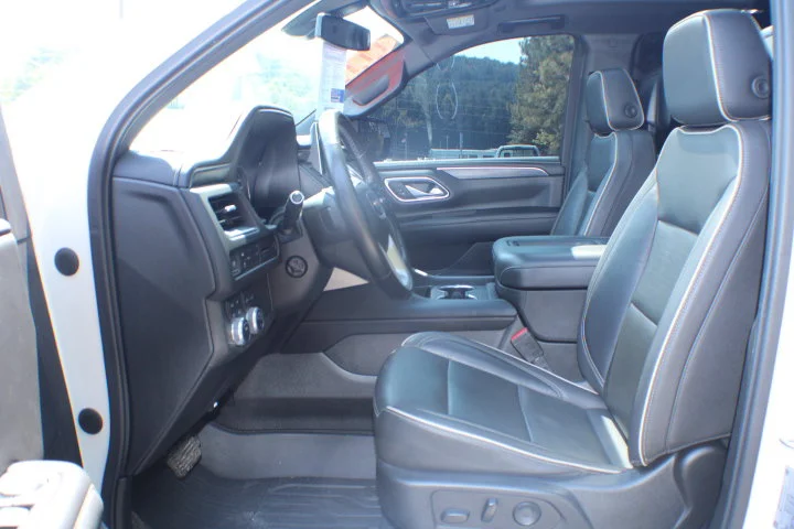 Used 2021 WHITE FROST TRICOAT GMC SLT image 13